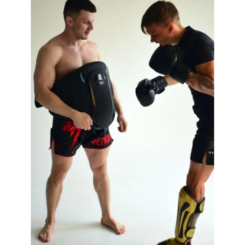 Протектор пояс тренера Venum Elite Belly