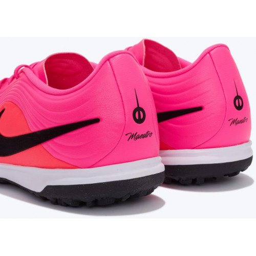 Шиповки Nike Tiempo Maestro