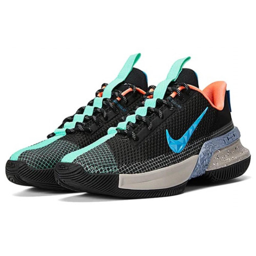 Баскетбольная обувь Nike LeBron Ambassador 13