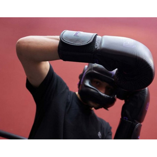 Боксерские перчатки Clinch Undefeated Black
